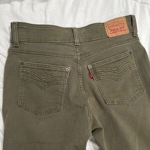 Levi 326 Flare Women’s Size 30, olive green